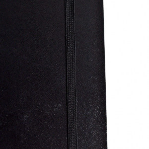 Karet elastis hitam