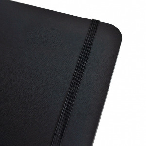 Karet elastis hitam